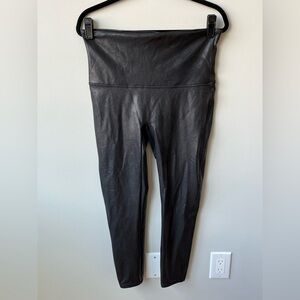 Spanx Size 1X Petite Black High Waist Stretch Pull On Faux Leather Leggings